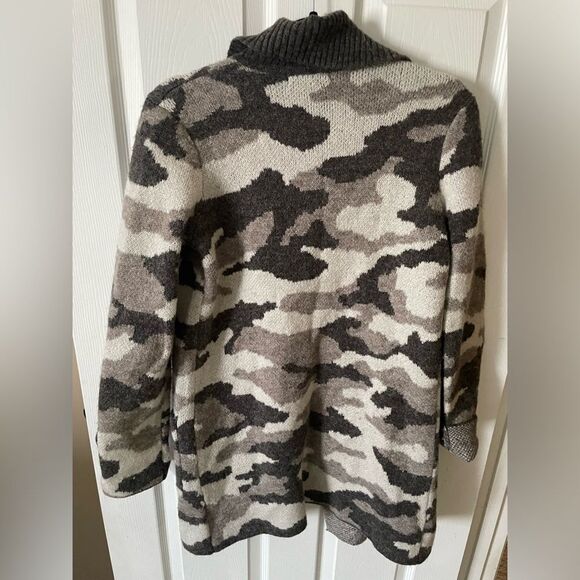 Christian Siriano Women Camouflage Wool Blend Knit Cardigan Sweater Oversized XS - Picture 2 of 6